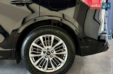 Внедорожник / Кроссовер Ford Kuga 2020 в 
