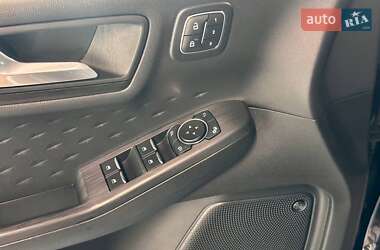 Внедорожник / Кроссовер Ford Kuga 2020 в 