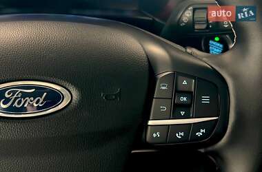 Внедорожник / Кроссовер Ford Kuga 2020 в 
