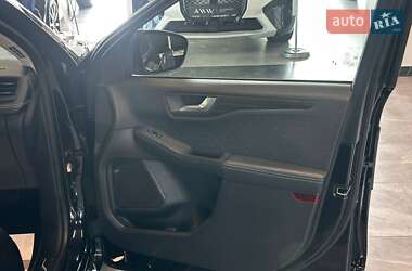 Внедорожник / Кроссовер Ford Kuga 2020 в 