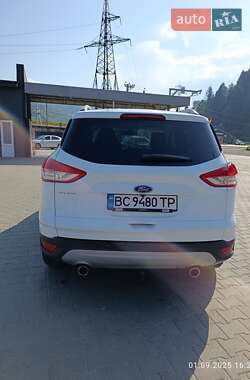 Внедорожник / Кроссовер Ford Kuga 2013 в 
