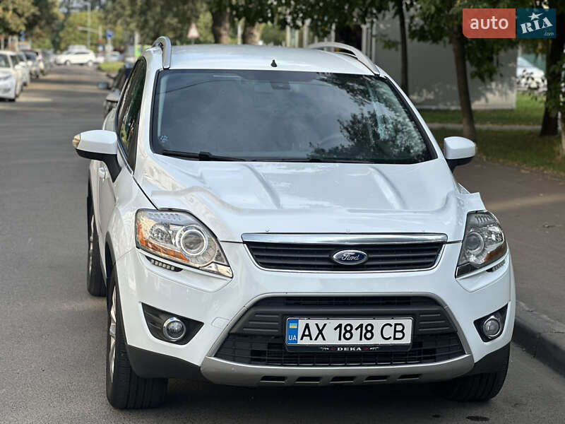 Внедорожник / Кроссовер Ford Kuga 2010 в Львове