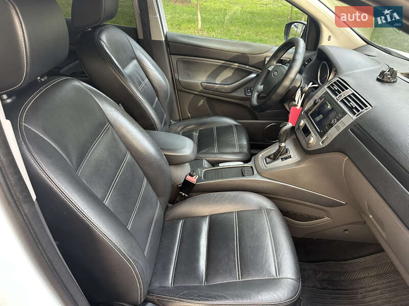 Внедорожник / Кроссовер Ford Kuga 2010 в Львове