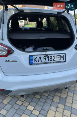 Внедорожник / Кроссовер Ford Kuga 2010 в 