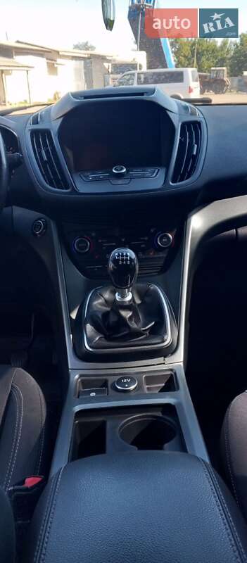 Внедорожник / Кроссовер Ford Kuga 2017 в Переяславе