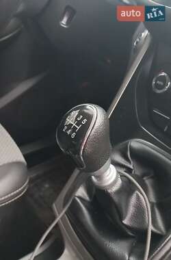 Внедорожник / Кроссовер Ford Kuga 2013 в 