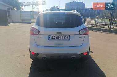 Внедорожник / Кроссовер Ford Kuga 2012 в 