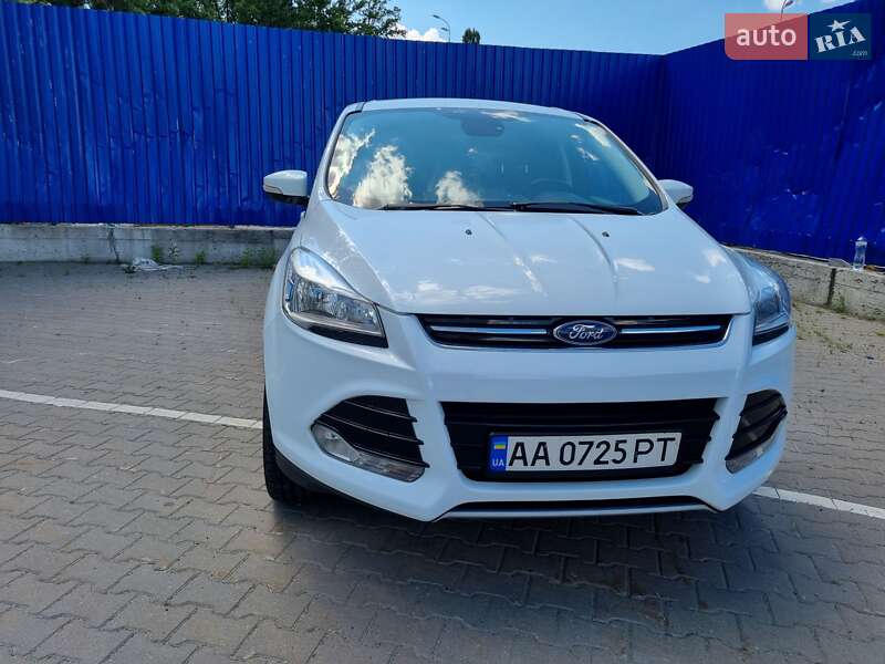 Внедорожник / Кроссовер Ford Kuga 2016 в Киеве