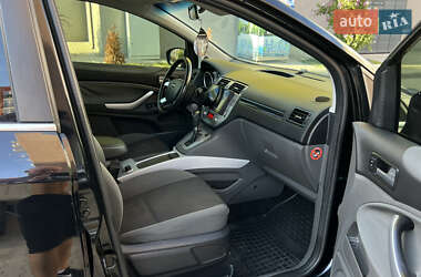 Внедорожник / Кроссовер Ford Kuga 2010 в 