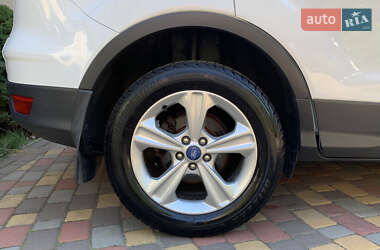 Внедорожник / Кроссовер Ford Kuga 2013 в 