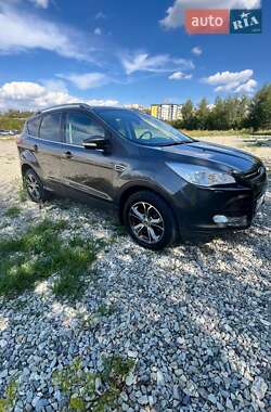 Позашляховик / Кросовер Ford Kuga 2016 в Тернополі