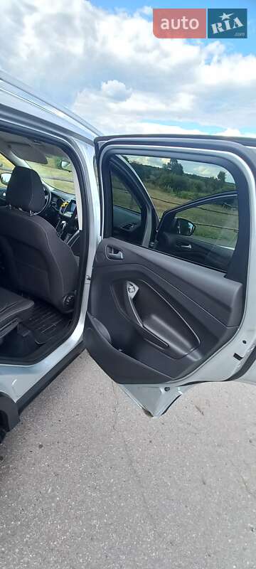 Внедорожник / Кроссовер Ford Kuga 2019 в Ромнах фото 7 Внедорожник / Кроссовер Ford Kuga 2019 в Ромнах