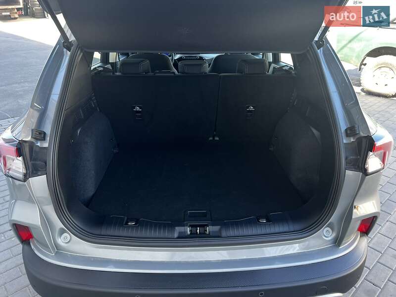 Позашляховик / Кросовер Ford Kuga 2021 в Черкасах фото 16 Позашляховик / Кросовер Ford Kuga 2021 в Черкасах