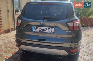 Внедорожник / Кроссовер Ford Kuga 2019 в 