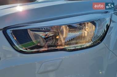Внедорожник / Кроссовер Ford Kuga 2017 в 