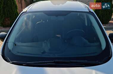 Внедорожник / Кроссовер Ford Kuga 2017 в 