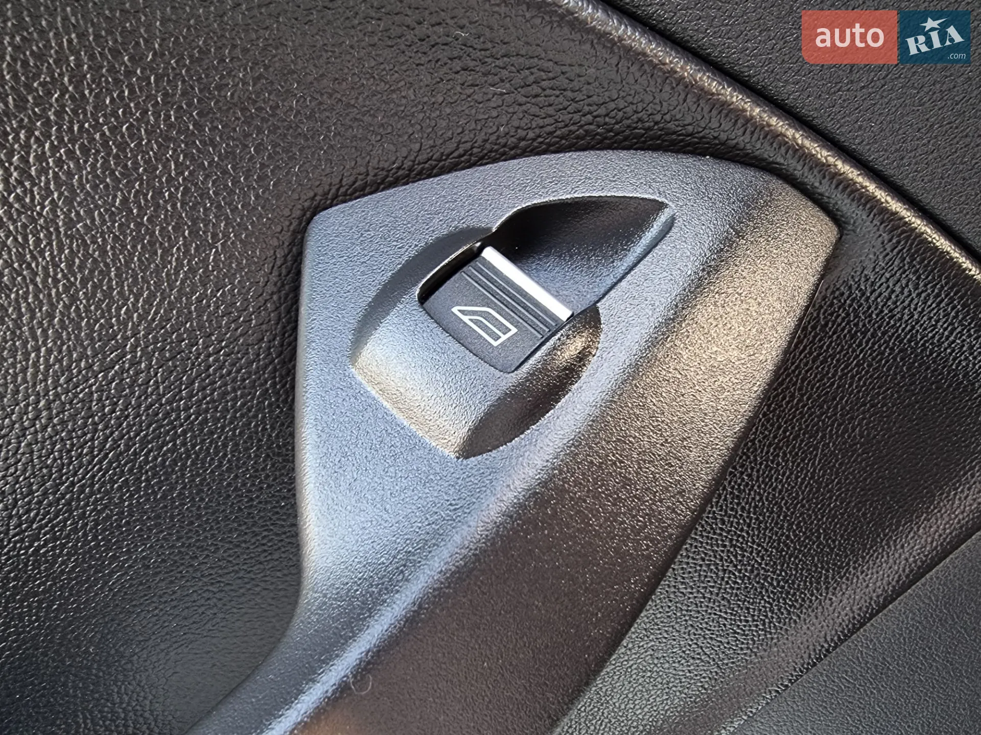 2017 Ford Kuga - мініатюра 72