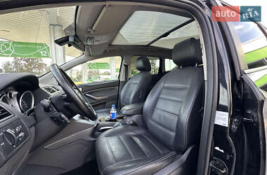 Внедорожник / Кроссовер Ford Kuga 2010 в 
