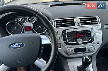 Внедорожник / Кроссовер Ford Kuga 2010 в 
