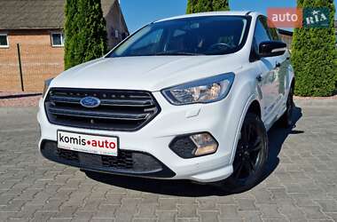 Внедорожник / Кроссовер Ford Kuga 2017 в Виннице