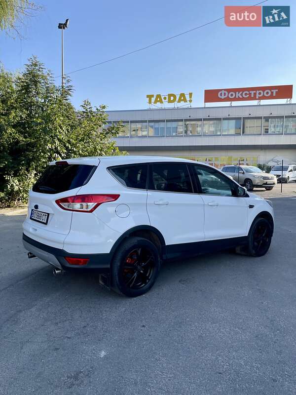 Внедорожник / Кроссовер Ford Kuga 2016 в Тернополе