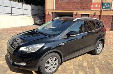 Внедорожник / Кроссовер Ford Kuga 2013 в 