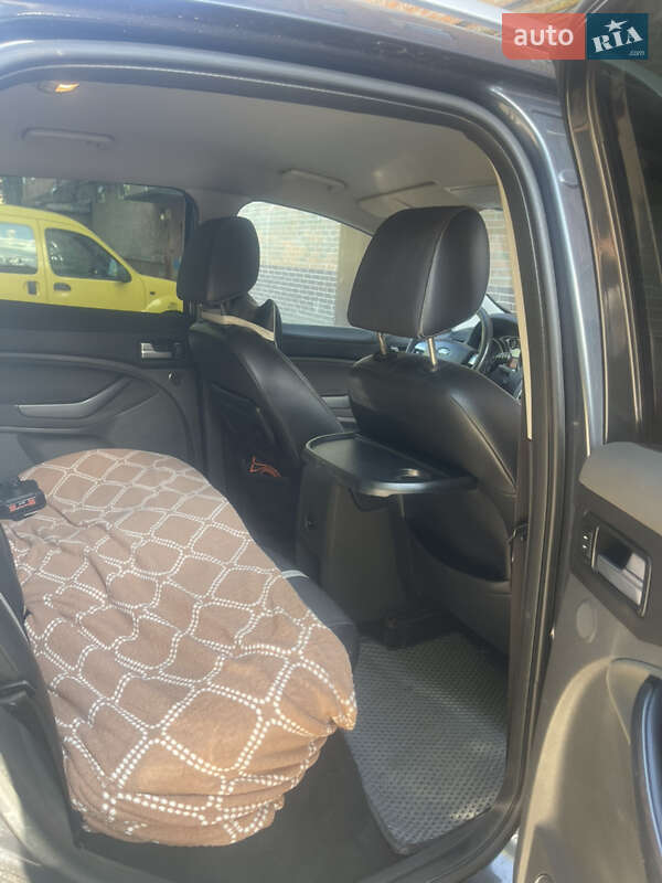 Внедорожник / Кроссовер Ford Kuga 2008 в Сумах