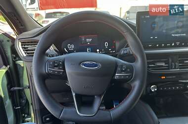 Внедорожник / Кроссовер Ford Kuga 2024 в 