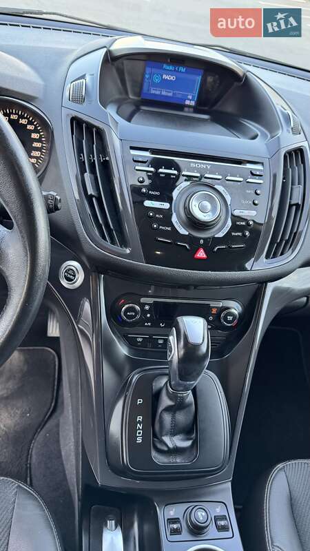 Внедорожник / Кроссовер Ford Kuga 2014 в Тернополе