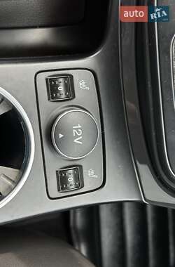Внедорожник / Кроссовер Ford Kuga 2013 в 