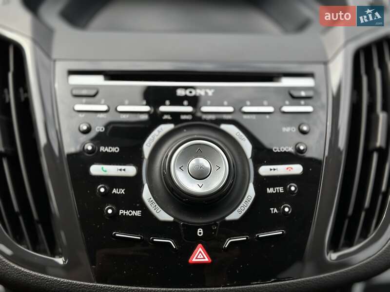 Позашляховик / Кросовер Ford Kuga 2013 в Чернівцях