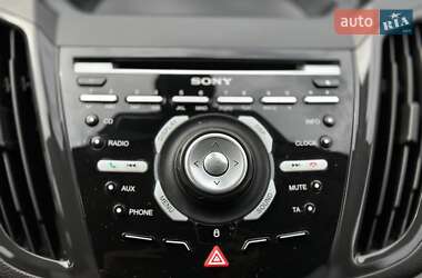 Внедорожник / Кроссовер Ford Kuga 2013 в 