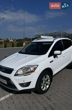Внедорожник / Кроссовер Ford Kuga 2011 в Хмельницком