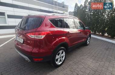 Внедорожник / Кроссовер Ford Kuga 2016 в 