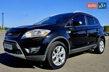 Внедорожник / Кроссовер Ford Kuga 2011 в 
