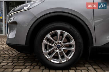 Внедорожник / Кроссовер Ford Kuga 2020 в 