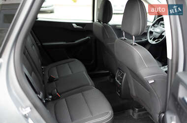 Внедорожник / Кроссовер Ford Kuga 2020 в 