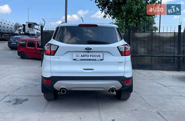 Внедорожник / Кроссовер Ford Kuga 2019 в 