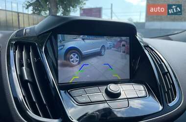 Внедорожник / Кроссовер Ford Kuga 2019 в 