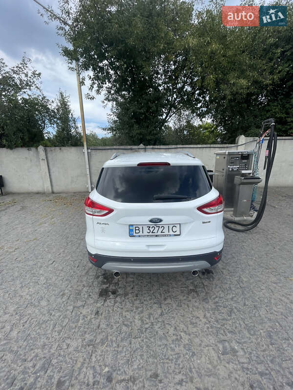 Ford Kuga 2016