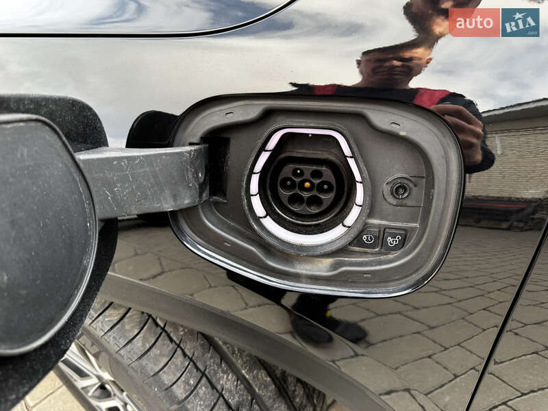 Внедорожник / Кроссовер Ford Kuga 2021 в Бродах