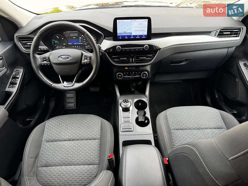 Внедорожник / Кроссовер Ford Kuga 2021 в Бродах