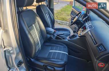 Внедорожник / Кроссовер Ford Kuga 2009 в 