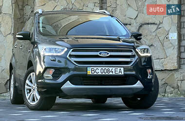 Внедорожник / Кроссовер Ford Kuga 2017 в 