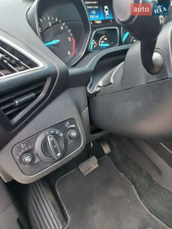 Позашляховик / Кросовер Ford Kuga 2019 в Києві