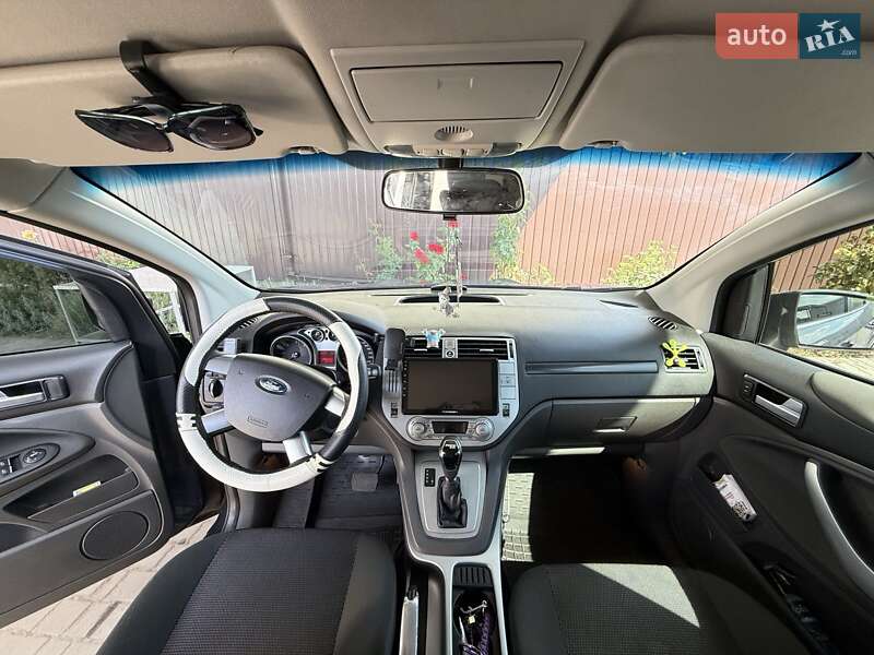 Ford Kuga 2011
