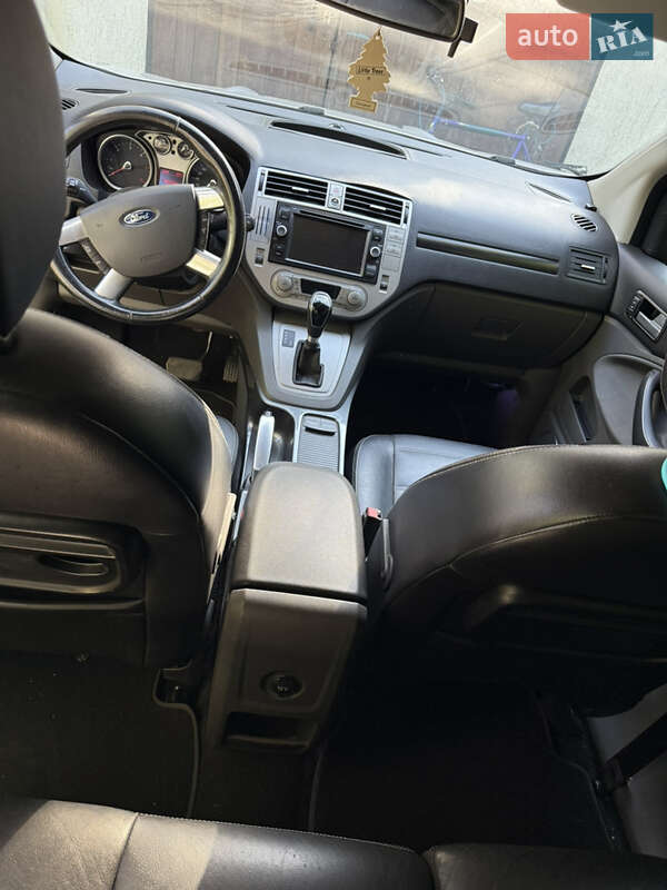 Внедорожник / Кроссовер Ford Kuga 2012 в Киеве