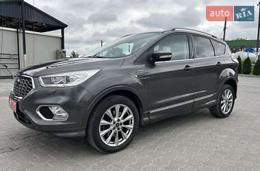 Внедорожник / Кроссовер Ford Kuga 2017 в 
