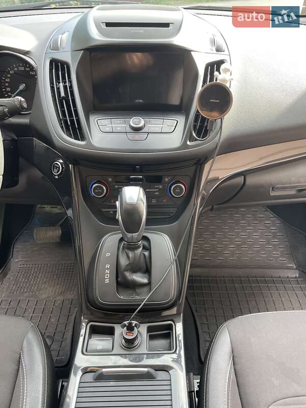 Внедорожник / Кроссовер Ford Kuga 2019 в Киеве фото 11 Внедорожник / Кроссовер Ford Kuga 2019 в Киеве