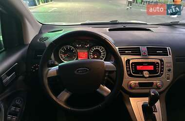 Внедорожник / Кроссовер Ford Kuga 2010 в 